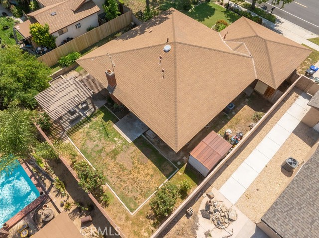 Image 35 of 44 For 22586 Main Street