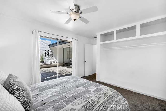 5217 Canoga Avenue, Woodland Hills CA: https://media.crmls.org/medias/1f074a09-7143-402b-bc2a-08e3506e586f.jpg