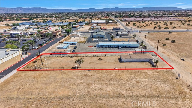 9777 Tamarisk Avenue, Hesperia, California 92345, ,Commercial Sale,For Sale,9777 Tamarisk Avenue,CRHD25111922