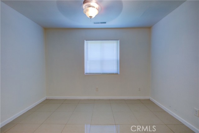 402 La Mesa Street, Merced CA: https://media.crmls.org/medias/1f08c6b2-cb1e-4474-9ca2-1e892bbfa1da.jpg