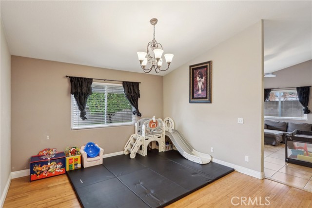 Detail Gallery Image 12 of 21 For 40646 Malibar Ave, Hemet,  CA 92544 - 2 Beds | 2 Baths