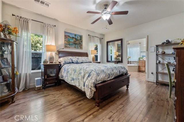 1708 Bandon Court, Oakdale CA: https://media.crmls.org/medias/1f0a1675-312a-4345-b594-ca545da6e622.jpg