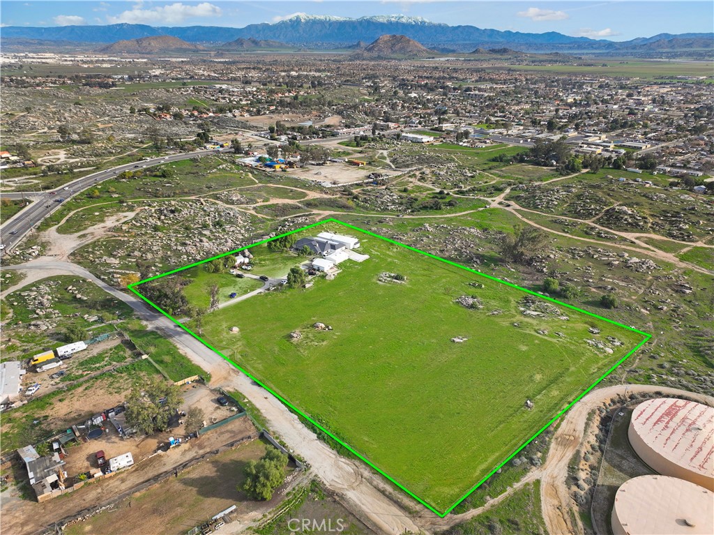 851 Bellamo Lane, Perris, CA 92570