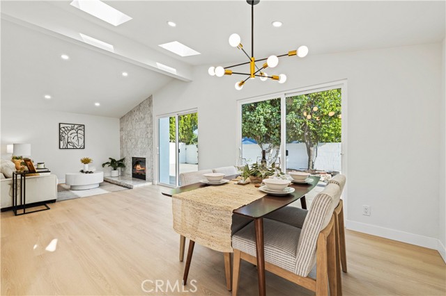 10839 Danube Avenue, Granada Hills CA: https://media.crmls.org/medias/1f0a66b5-fe25-4e5a-80f2-5edfc920407f.jpg
