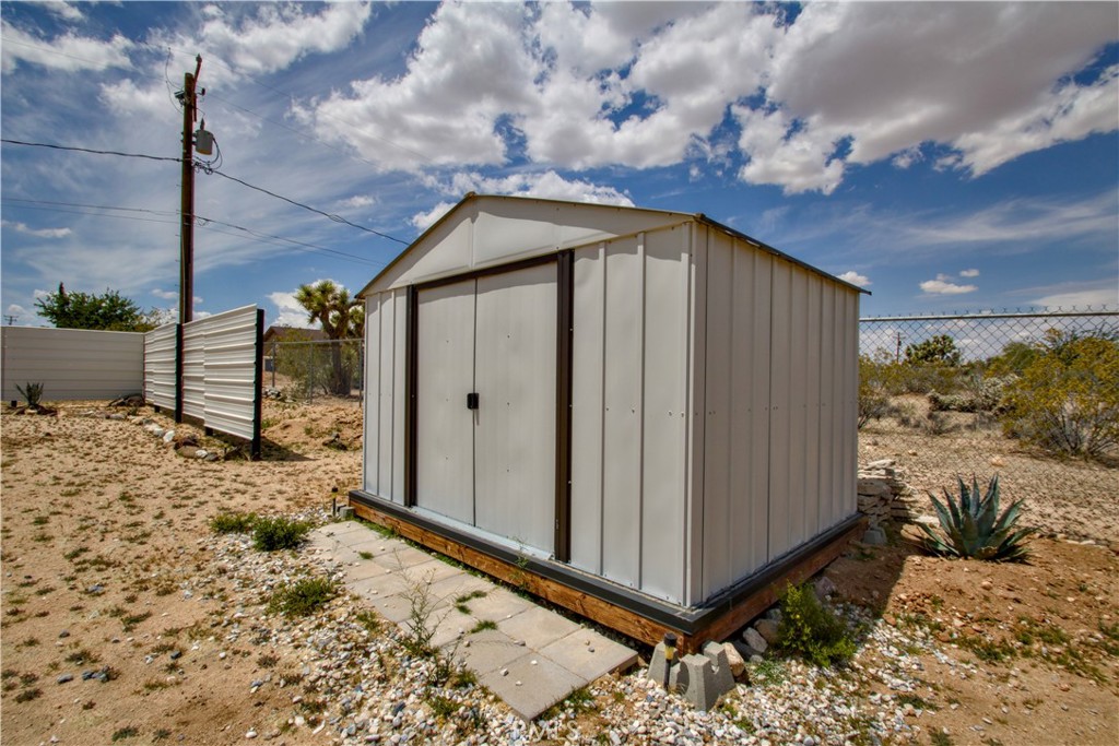 MLS #OC25244035 image #22