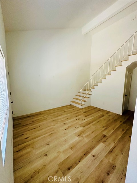 Detail Gallery Image 3 of 9 For 2380 Benidorm Cir, Corona,  CA 92879 - 2 Beds | 1/1 Baths