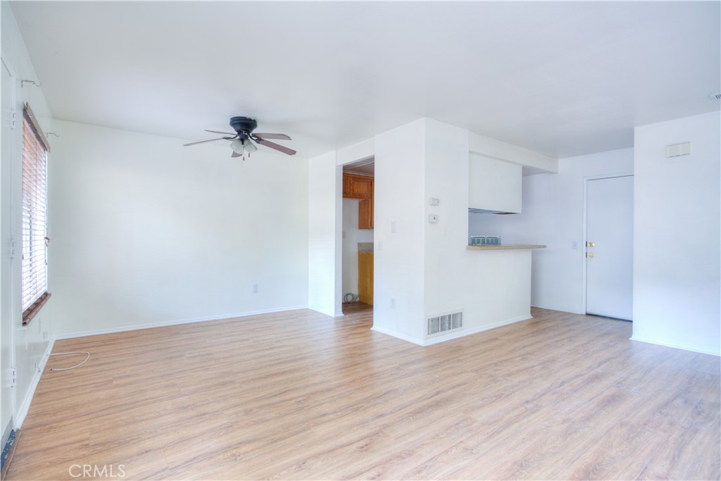 MLS #WS25276724 image #4