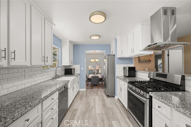 383 Park Avenue, Long Beach CA: https://media.crmls.org/medias/1f0d4cb9-d917-4051-a752-fcfab2a5fb01.jpg