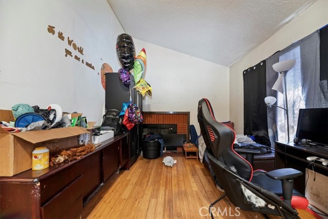 435 Leverett Avenue, La Puente CA: https://media.crmls.org/medias/1f0dbc75-50ac-4069-bc55-5e06679f4267.jpg