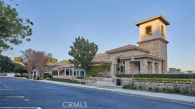 Detail Gallery Image 11 of 13 For 17 Corte Montena, Lake Elsinore,  CA 92532 - 4 Beds | 3 Baths