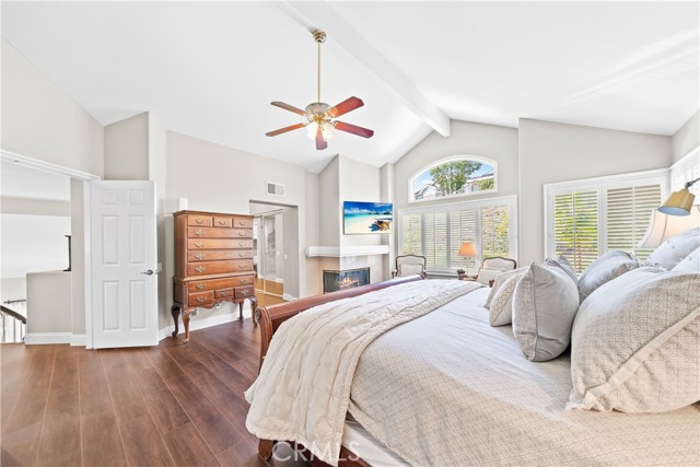 22432 Rosebriar, Mission Viejo CA: https://media.crmls.org/medias/1f0f054c-5e8c-487a-8ab7-34d81e99f4b4.jpg