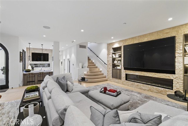 922 EMERALD BAY, Laguna Beach CA: https://media.crmls.org/medias/1f0f5888-df94-4a75-8a1e-1177a835621e.jpg