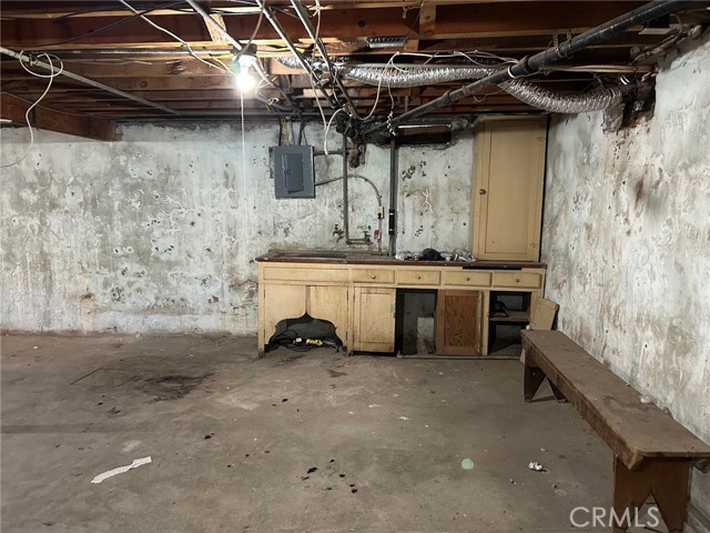 Detail Gallery Image 23 of 51 For 405 N a St, Madera,  CA 93638 - 4 Beds | 1 Baths