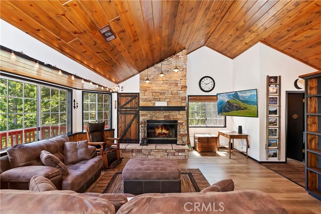 26355 Walnut Hills Aka 276 Augusta Ct Drive, Lake Arrowhead, CA, 92352 26355 Walnut Hills Aka 276 Augusta Ct Drive, Lake Arrowhead, CA, 92352