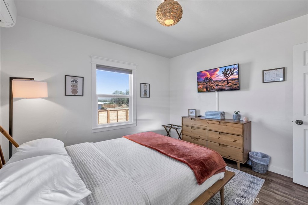 MLS #OC25214105 image #17