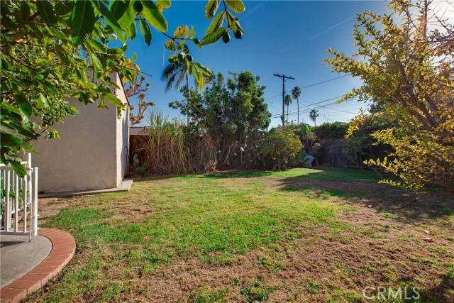 Detail Gallery Image 22 of 39 For 3667 Sawtelle Bld, Los Angeles,  CA 90066 - 5 Beds | 3/1 Baths