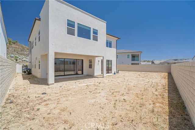 27871 Screenplay Place, Valencia CA: https://media.crmls.org/medias/1f10d0a4-af97-48a6-a449-e18c2fe53b68.jpg