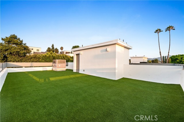 Detail Gallery Image 33 of 36 For 5000 Cleon #1/2,  North Hollywood,  CA 91601 - 4 Beds | 3 Baths