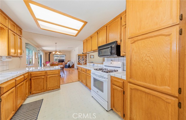 Detail Gallery Image 31 of 59 For 47457 Road 620, Oakhurst,  CA 93644 - 4 Beds | 3 Baths