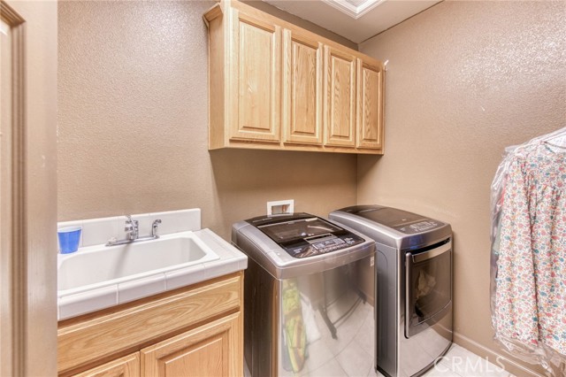 Detail Gallery Image 18 of 47 For 2064 Mondovi Ct, Los Banos,  CA 93635 - 4 Beds | 2/1 Baths