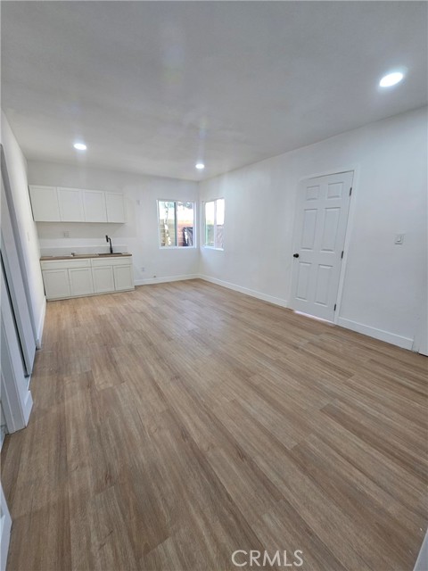 Detail Gallery Image 13 of 23 For 10657 Sherman, Sun Valley,  CA 91352 - 3 Beds | 2 Baths