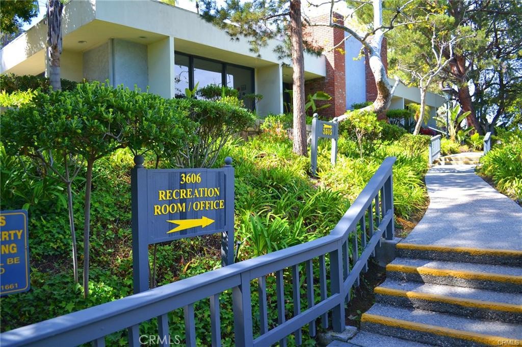 23. 3605 W Hidden Lane #309 Rolling Hills Estates, CA 90274