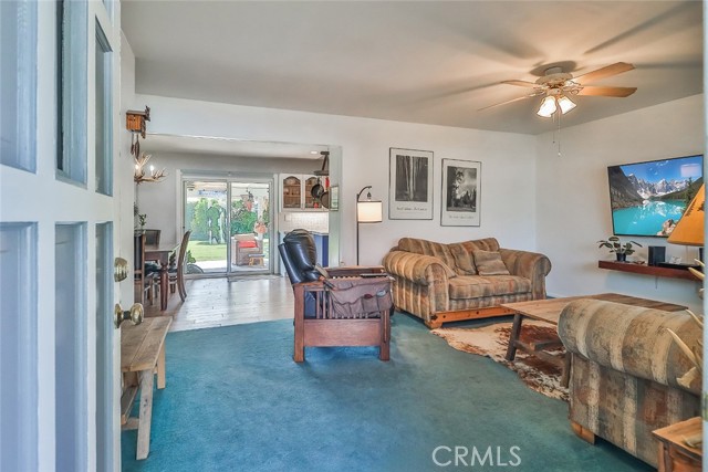 2289 Kelsey Street, Simi Valley CA: https://media.crmls.org/medias/1f146757-554b-460d-bf93-11759164c1fd.jpg
