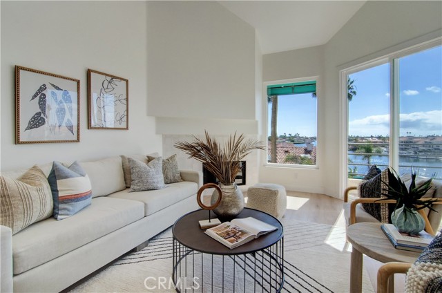 Detail Gallery Image 5 of 33 For 16291 Countess Dr #302,  Huntington Beach,  CA 92649 - 2 Beds | 2 Baths