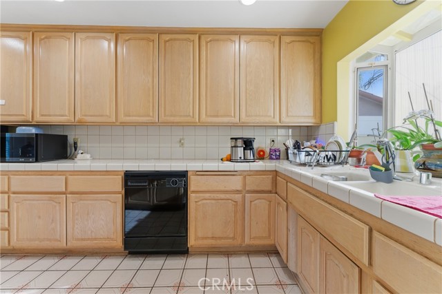 Detail Gallery Image 17 of 31 For 10406 Hasty, Downey,  CA 90241 - 4 Beds | 3 Baths