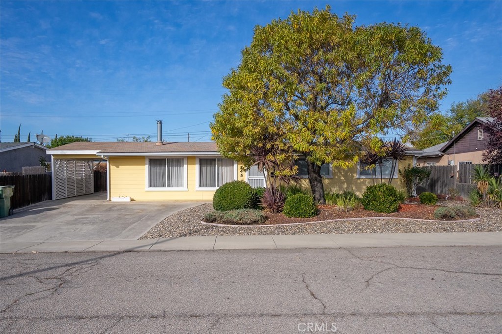 245 Santa Cruz Avenue, Paso Robles, CA 93446