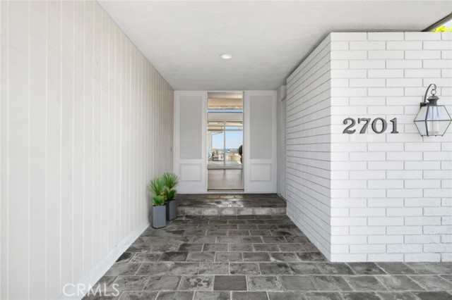 Detail Gallery Image 5 of 44 For 2701 Windover Dr, Corona Del Mar,  CA 92625 - 4 Beds | 2/1 Baths
