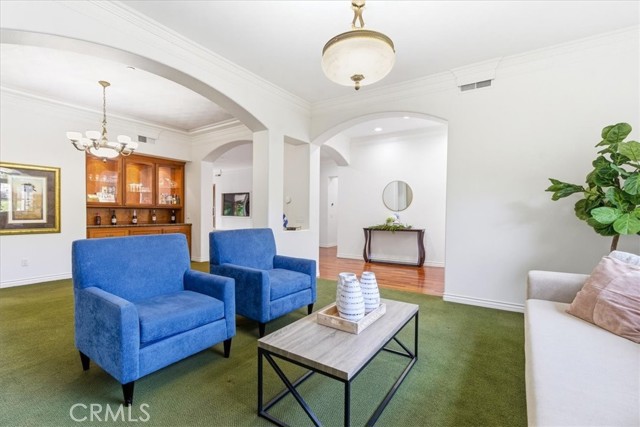 Detail Gallery Image 4 of 58 For 12831 Fairhaven Extention, Santa Ana,  CA 92705 - 4 Beds | 3/1 Baths