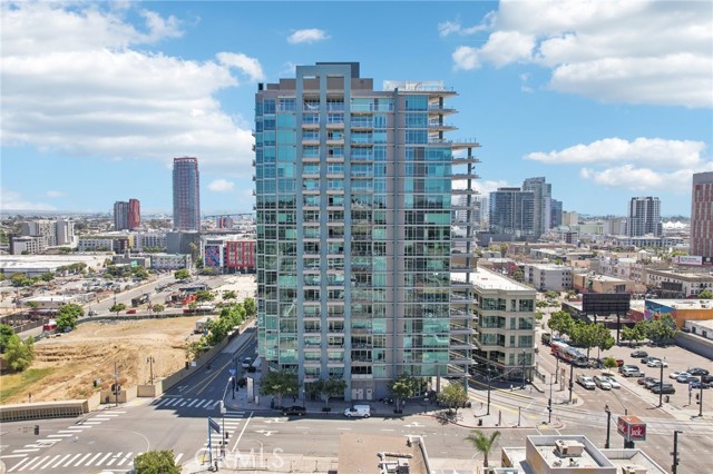 1080 Park Boulevard, San Diego, California 92101, 1 Bedroom Bedrooms, ,1 BathroomBathrooms,Residential,For Sale,Park Boulevard,IV24129876