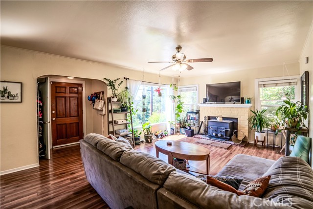 Detail Gallery Image 9 of 43 For 250 Pasadena Ave, Sonora,  CA 95370 - 3 Beds | 1/1 Baths