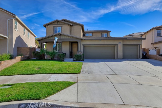 2668 Half Dome Court, Jurupa Valley CA: https://media.crmls.org/medias/1f16fe70-82b3-4439-8272-c4d794752033.jpg