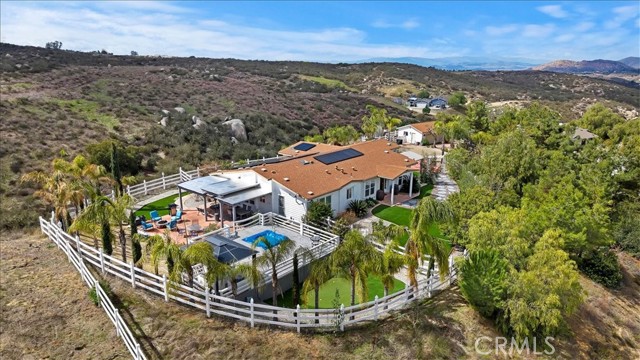 Detail Gallery Image 6 of 53 For 39565 Spanish Oaks Dr, Temecula,  CA 92592 - 4 Beds | 2/1 Baths