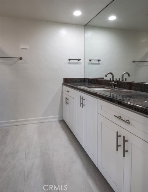 2163 Vista Entrada, Newport Beach CA: https://media.crmls.org/medias/1f1710e4-87f8-4436-8d50-f66ec8872728.jpg