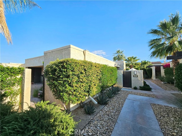 Image 2 for 410 N Hermosa Dr, Palm Springs, CA 92262
