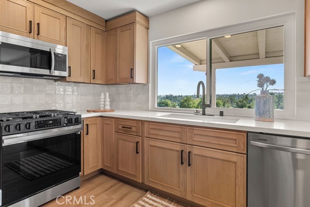 23631 Via Storni, Mission Viejo CA: https://media.crmls.org/medias/1f17d7fc-5b0f-4303-92ae-3195ff10fd52.jpg