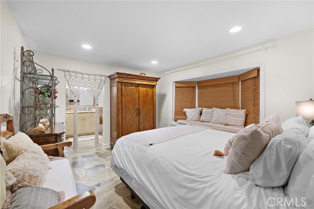 Detail Gallery Image 15 of 26 For 4621 Wayne, Corona Del Mar,  CA 92625 - 4 Beds | 3/1 Baths