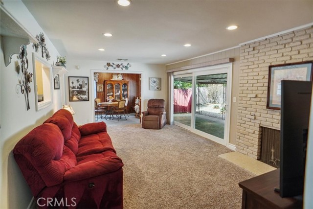 8444 Remmet Avenue, Canoga Park CA: https://media.crmls.org/medias/1f18ebda-9207-4c79-8b7f-6e9721011901.jpg