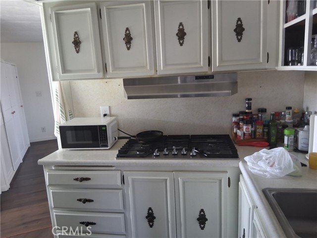 Detail Gallery Image 13 of 18 For 15252 Seneca Rd #1,  Victorville,  CA 92392 - 2 Beds | 2 Baths