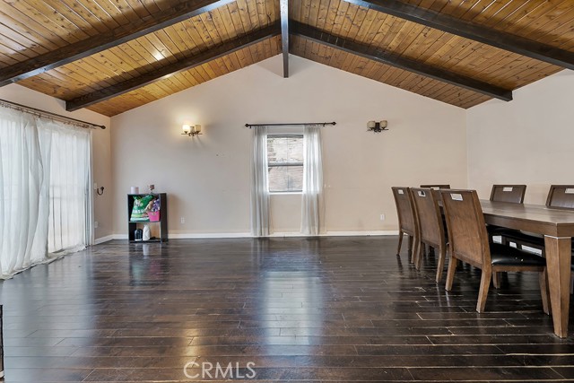 Detail Gallery Image 5 of 35 For 14962 Genoa, Sylmar,  CA 91342 - 4 Beds | 2 Baths