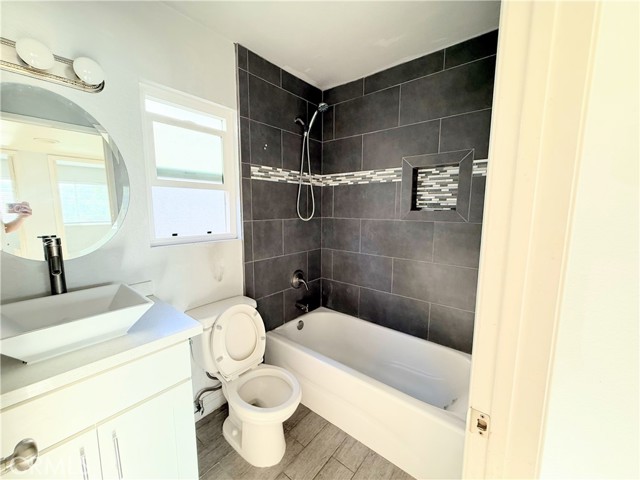 Detail Gallery Image 11 of 20 For 8425 Sunset Trail Place #E,  Rancho Cucamonga,  CA 91730 - 2 Beds | 2 Baths