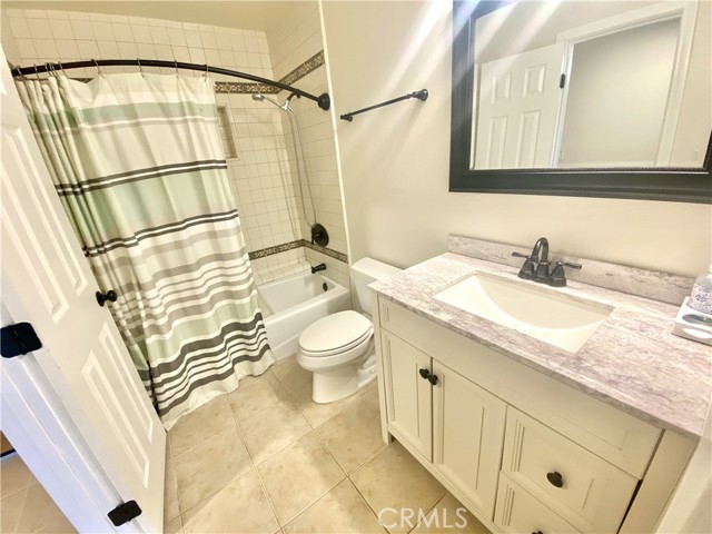 250 The Village, Redondo Beach, California 90277, ,1 BathroomBathrooms,Residential,Sold,The Village,PV23055126