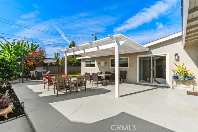 Detail Gallery Image 29 of 32 For 15201 Nottingham, Huntington Beach,  CA 92647 - 3 Beds | 2 Baths