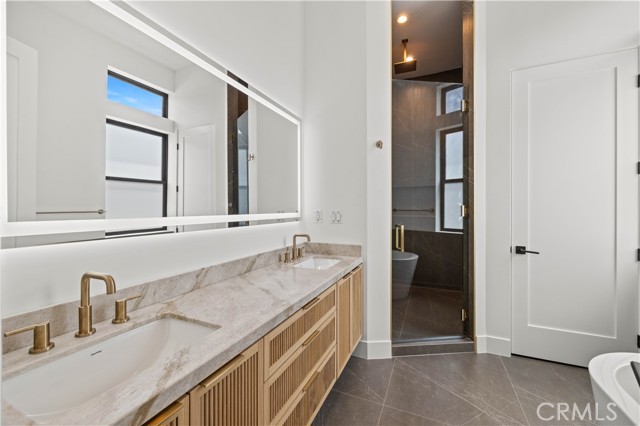 2111 Clark, Redondo Beach, California 90278, 4 Bedrooms Bedrooms, ,5 BathroomsBathrooms,Residential,For Sale,Clark,SB26059150