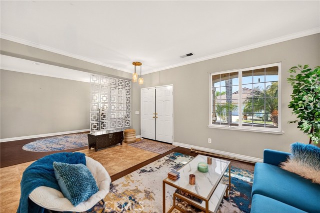 Detail Gallery Image 4 of 47 For 33756 Salvia, Murrieta,  CA 92563 - 5 Beds | 3 Baths