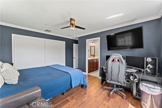 34037 Agua Dulce Canyon Road, Agua Dulce CA: https://media.crmls.org/medias/1f1cac5c-3fec-4d1e-b4ed-84f0e98134c9.jpg