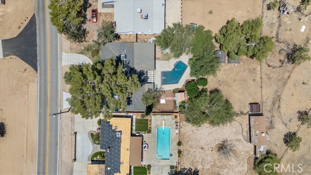 4817 Quartz Hill Rd, Quartz Hill CA: https://media.crmls.org/medias/1f1ce8b0-eaae-4f60-9ba5-1eea3427834c.jpg